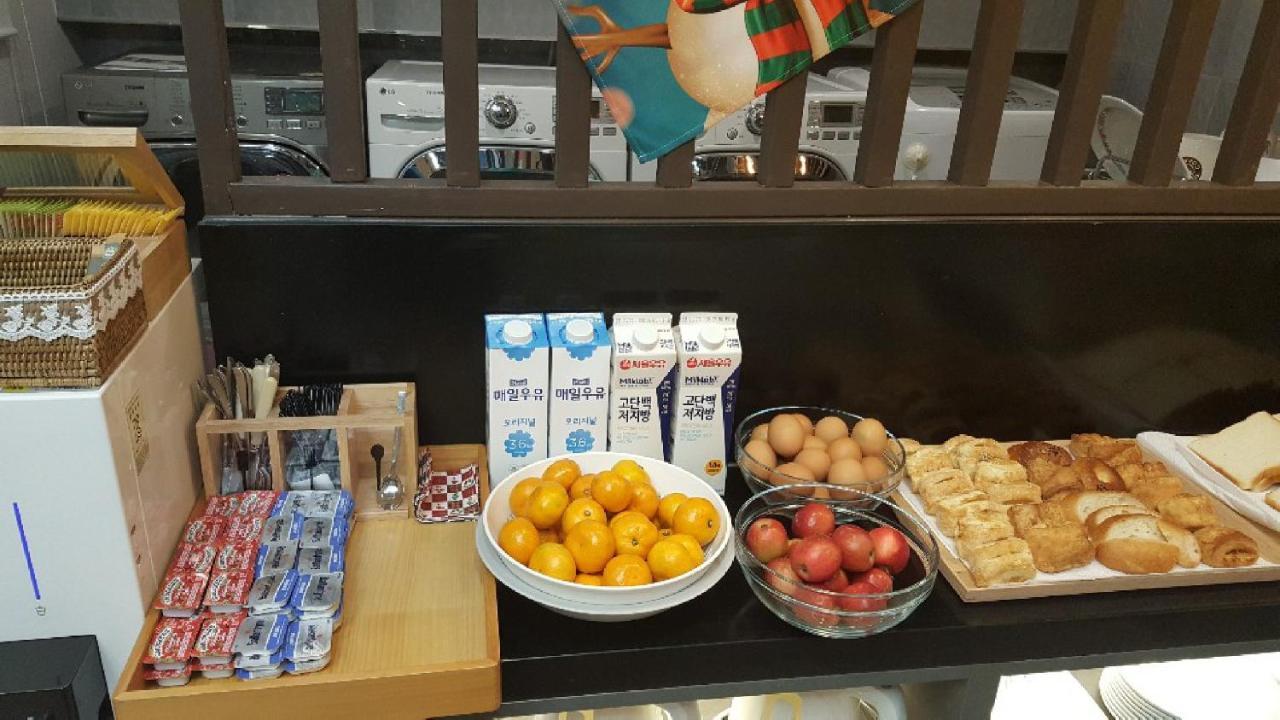 J-Honor Guesthouse Seoul Eksteriør bilde