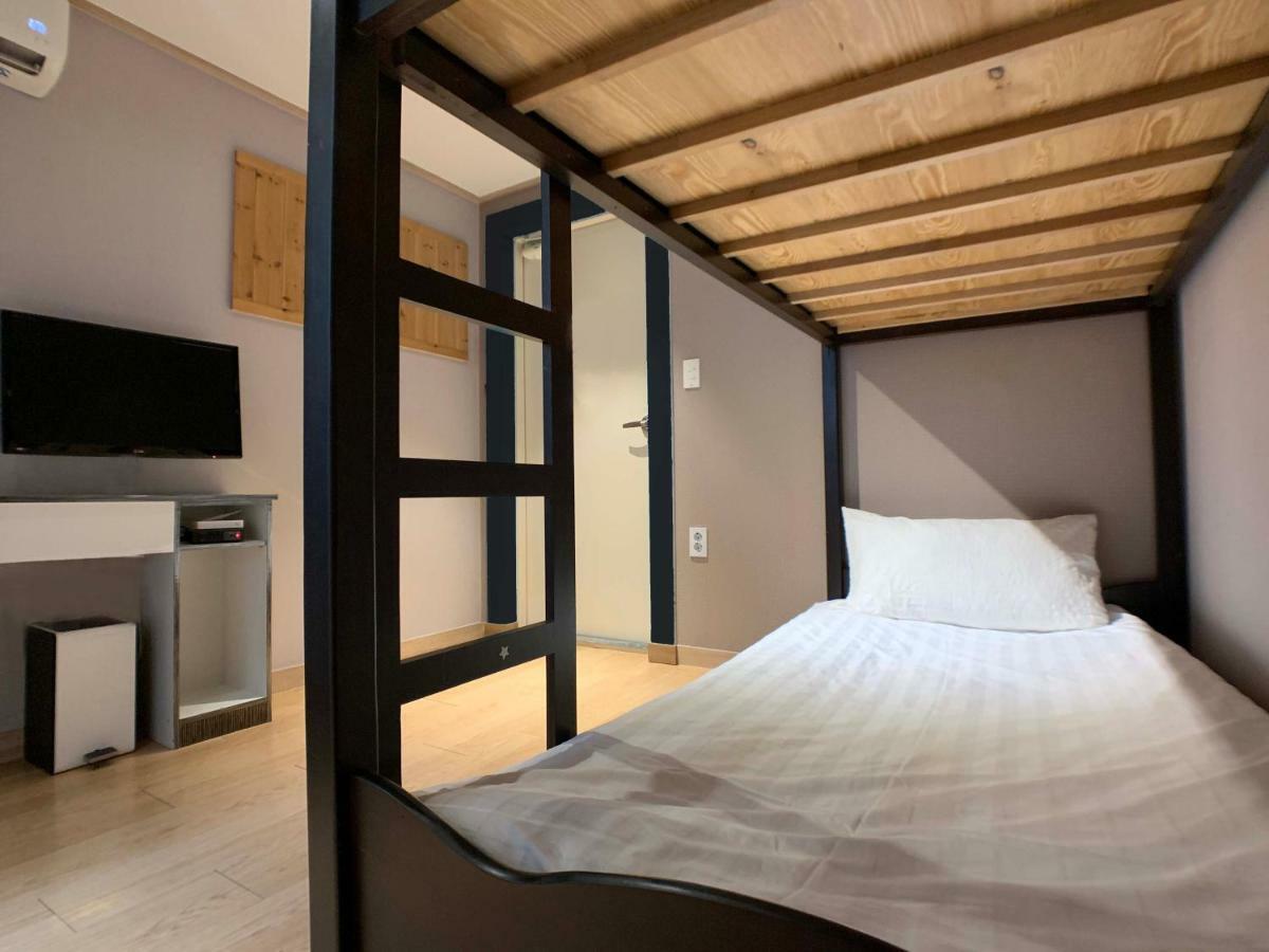 J-Honor Guesthouse Seoul Eksteriør bilde