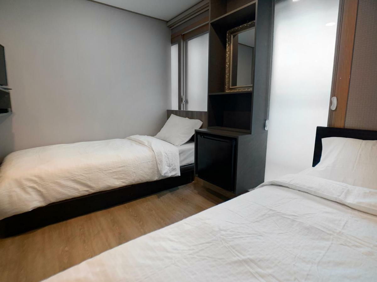 J-Honor Guesthouse Seoul Eksteriør bilde